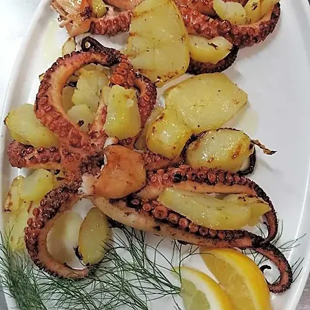 Oasi Ristorante Pizzeria 호텔 2*