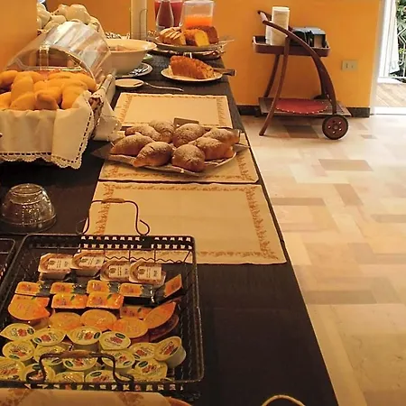 Oasi Ristorante Pizzeria Hotel 2*