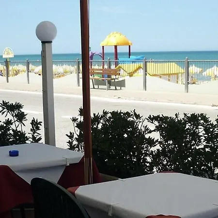Oasi Ristorante Pizzeria 파노