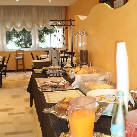 Oasi Ristorante Pizzeria 파노