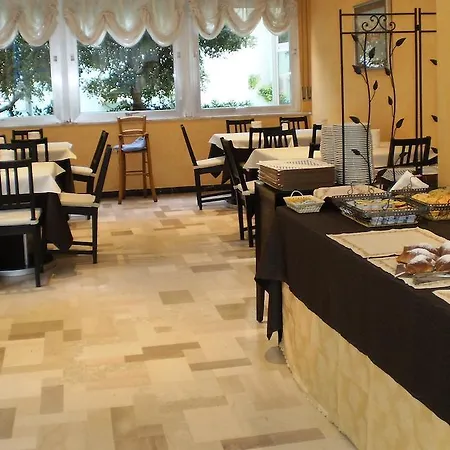 Oasi Ristorante Pizzeria 파노
