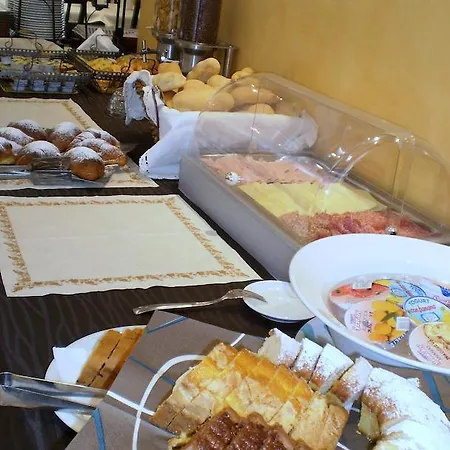 Hotel Oasi Ristorante Pizzeria 2*