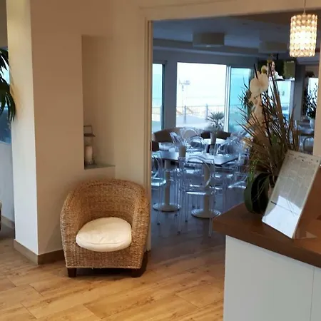 호텔 Oasi Ristorante Pizzeria
